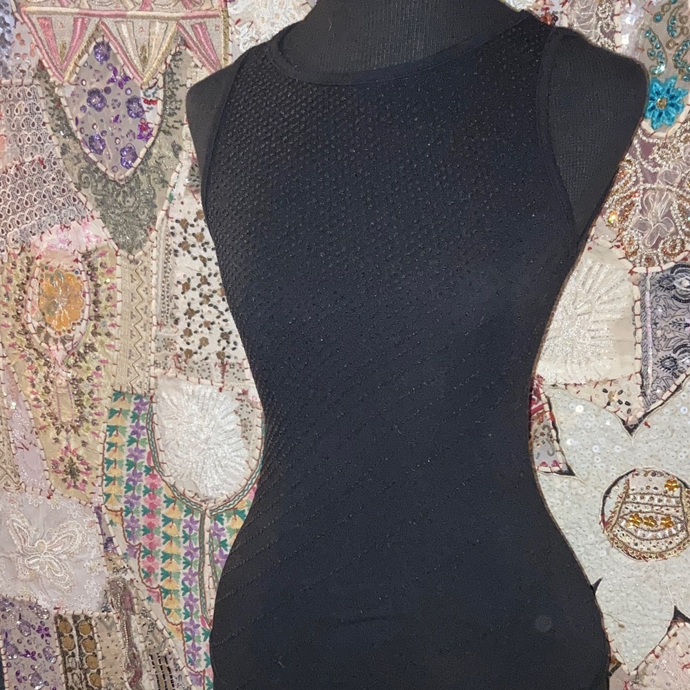 Black Sleeveless Knit Tank Top - Women